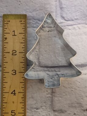 Stainless Steel Silver Christmas Tree Cookie Cutter - Home Kitchen Bakeware